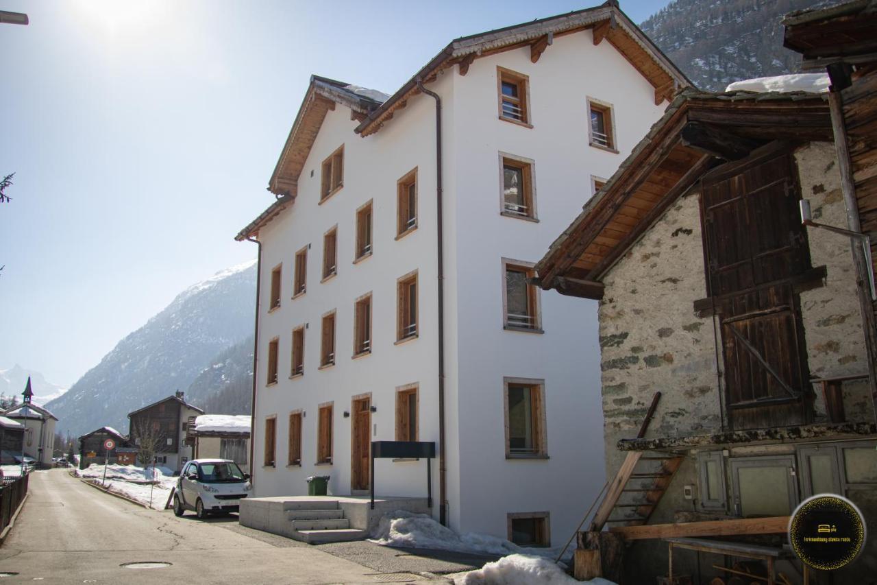 Ferienwohnungen Haus Alte Baeckerei 란다 외부 사진