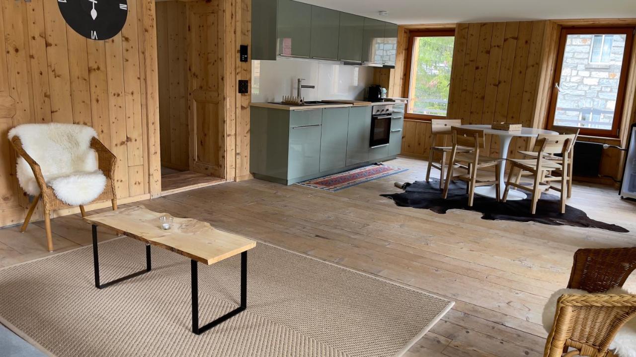 Ferienwohnungen Haus Alte Baeckerei 란다 외부 사진